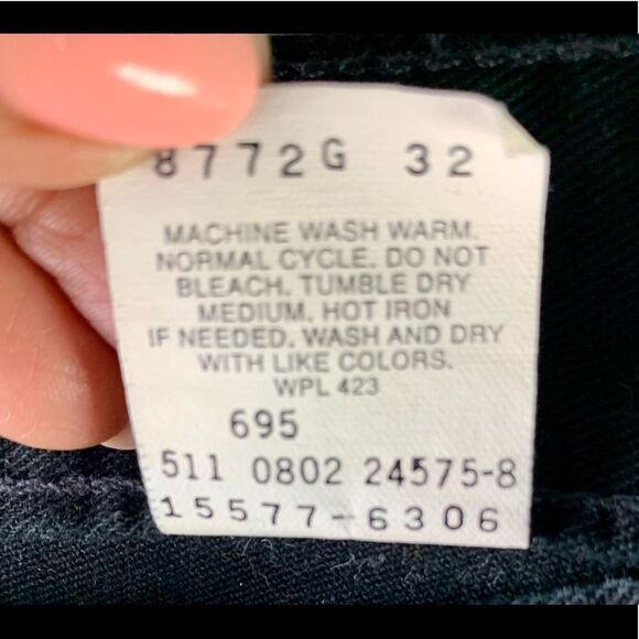 Vintage Levi’s 577 Dad Jeans Loose Fit - Picture 6 of 8